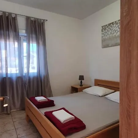 Bepino Terasa&parking Apartment *